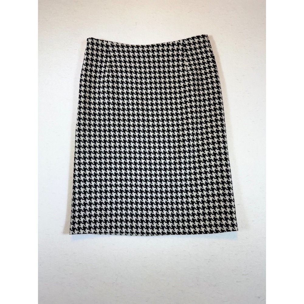MaxMara Houndstooth Pencil Skirt Black White Classic Business Career Knee Length